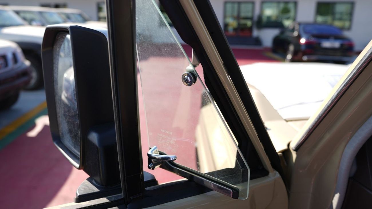 Toyota Land Cruiser Pick Up 2024 TOYOTA LC79 PICK-UP SINGLE CABIN 2.8L TURBO V4 DISESL  AUTOMATIC TRANSMISSION