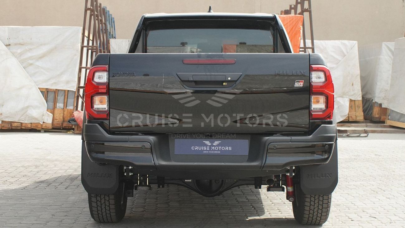 تويوتا هيلوكس GR Sport 2.8L