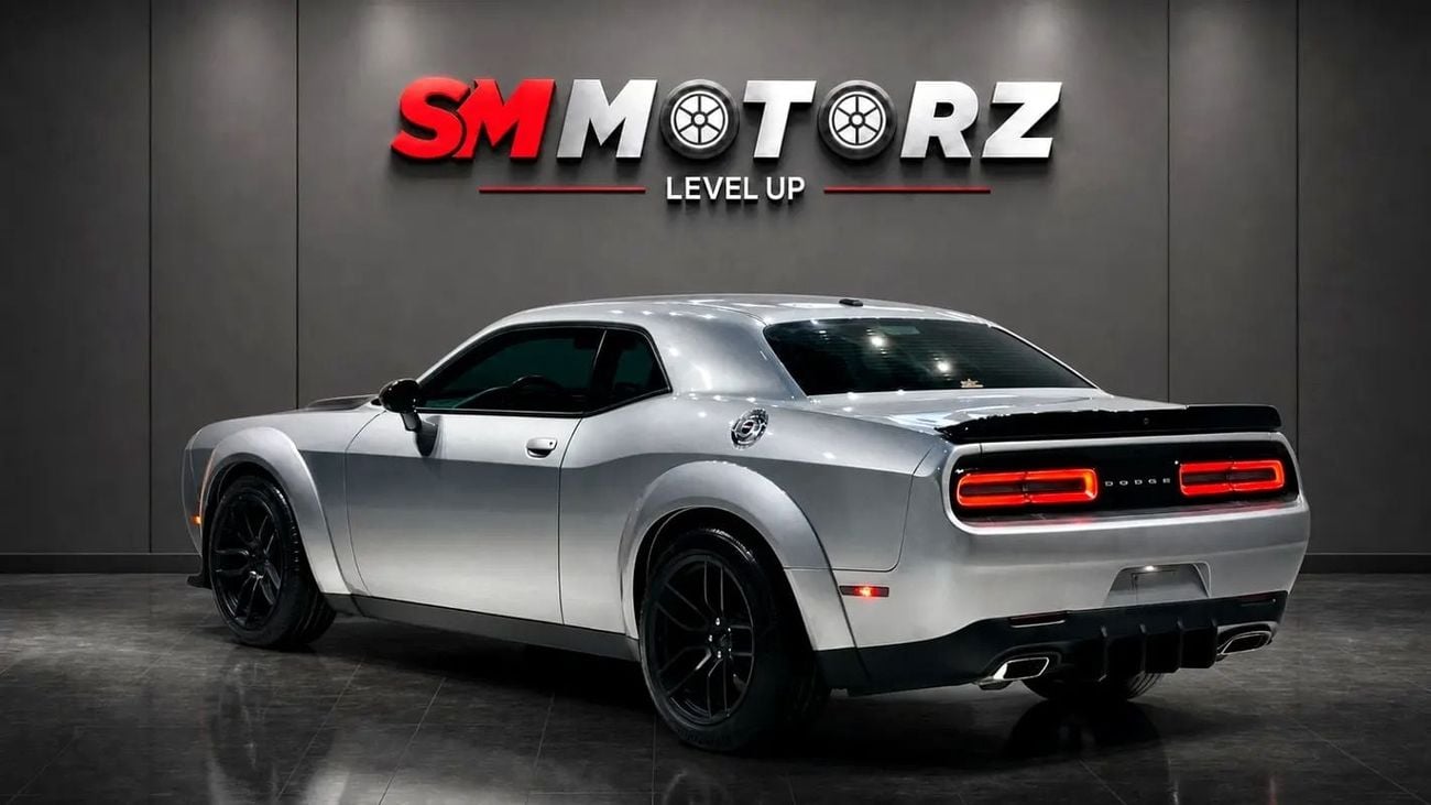 دودج تشالينجر SXT
