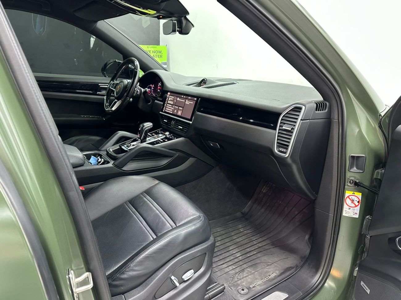 بورش كايان Base Coupe