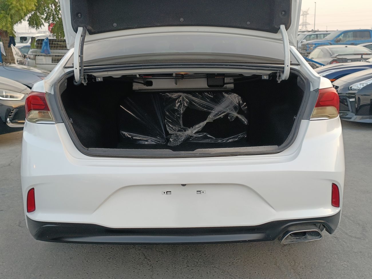هيونداي سوناتا SONATA  / LOW MILEAGE / LEATHER SEATS / DVD+CAMERA (LOT # 37880)