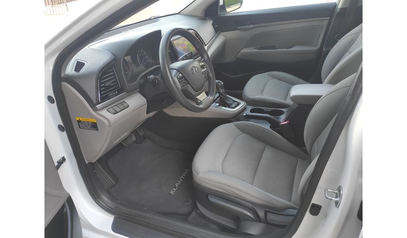 هيونداي إلانترا Standard 2.0L Hyundai Elantra 2017 2.0 usa full automatic