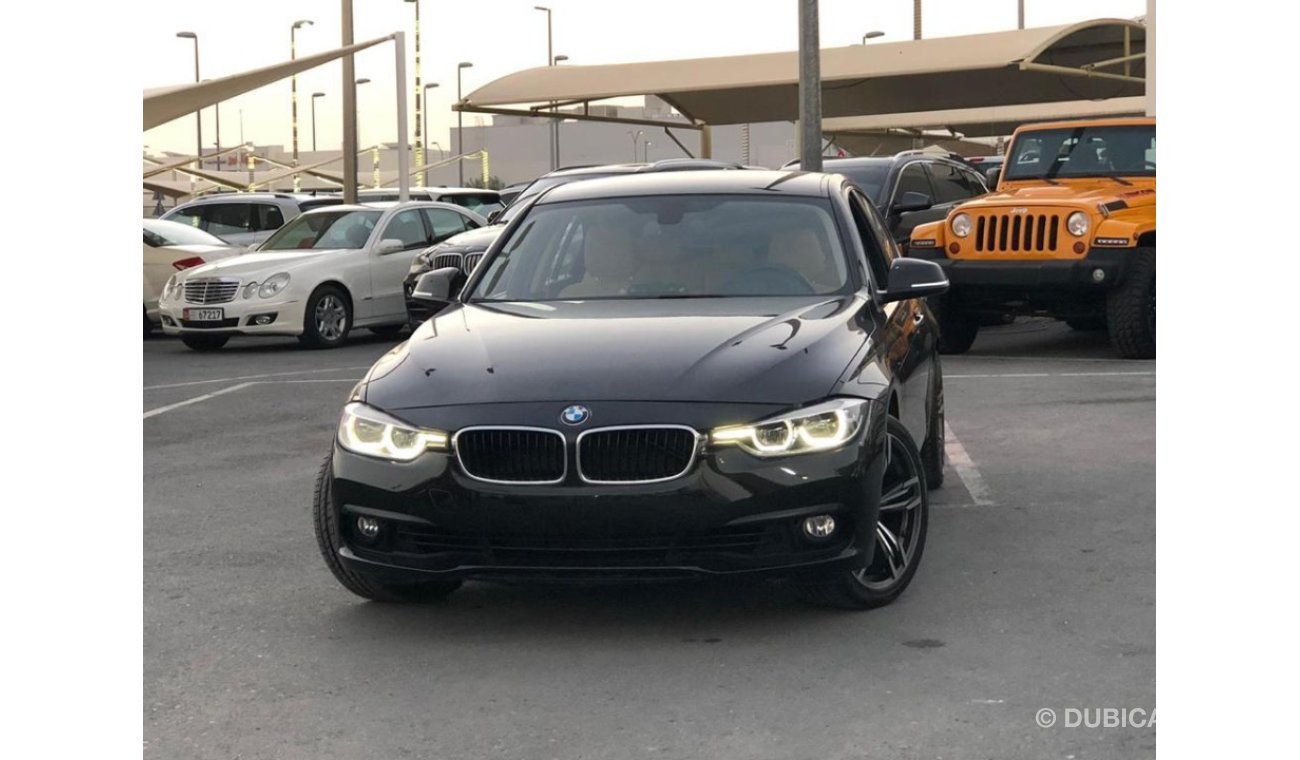 BMW 320i BMW320 model 2018 GCC car prefect condition full option  full electric control