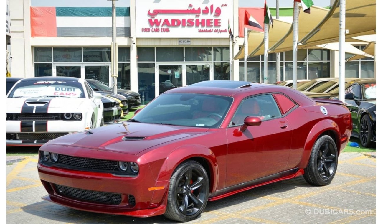 دودج تشالينجر Challenger R/T V8 5.7L 2018/ Original AirBags/SunRoof/Leather Interior/Wide Body/Good Condition