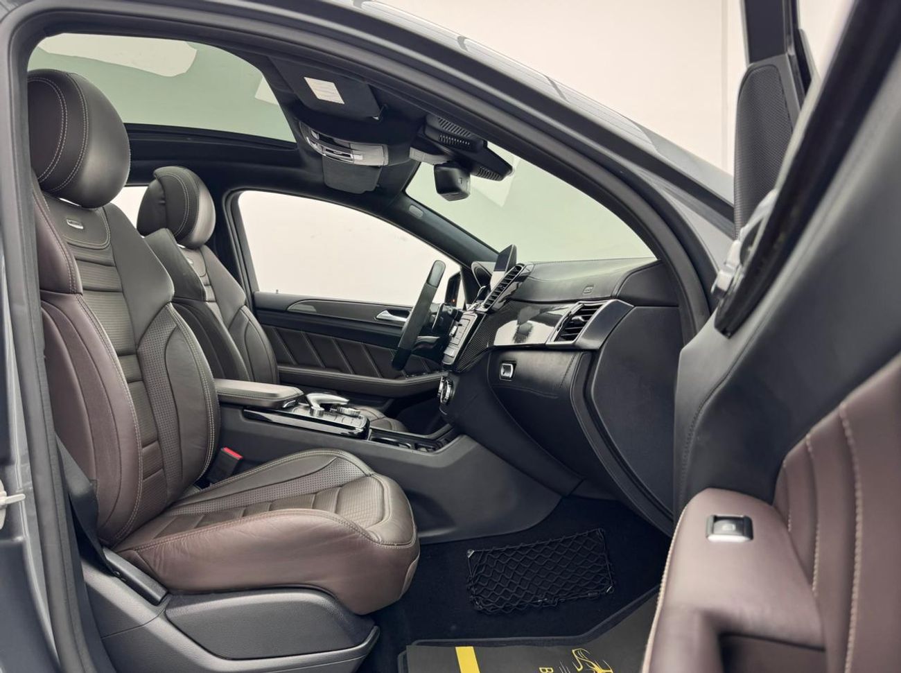 Mercedes-Benz GLE 63 S AMG Coupe 2017 Mercedes-Benz GLE 63 S AMG 4Matic Coupe, Full Service History, Excellent Condition, GCC