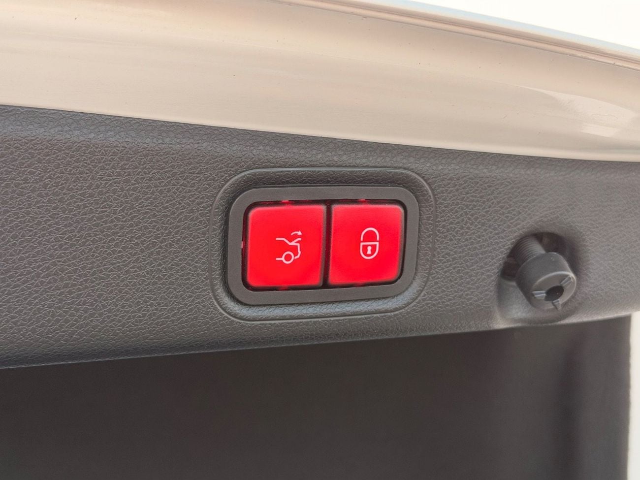 مرسيدس بنز E300 AMG