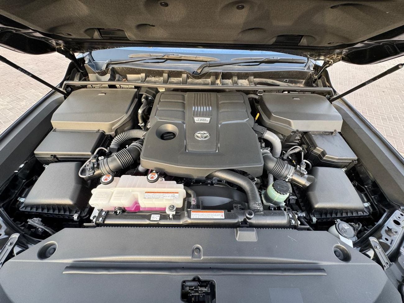 Toyota Land Cruiser BRAND NEW TOYOTA LANDCRUISER ZX 2023 4WD AT PETROL = RIGHT HAND DRIVE