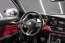 ألفا روميو جوليا Quadrifoglio, Carbon Trim, Harman/Kardon Audio, Sport Package, GCC Specs!!