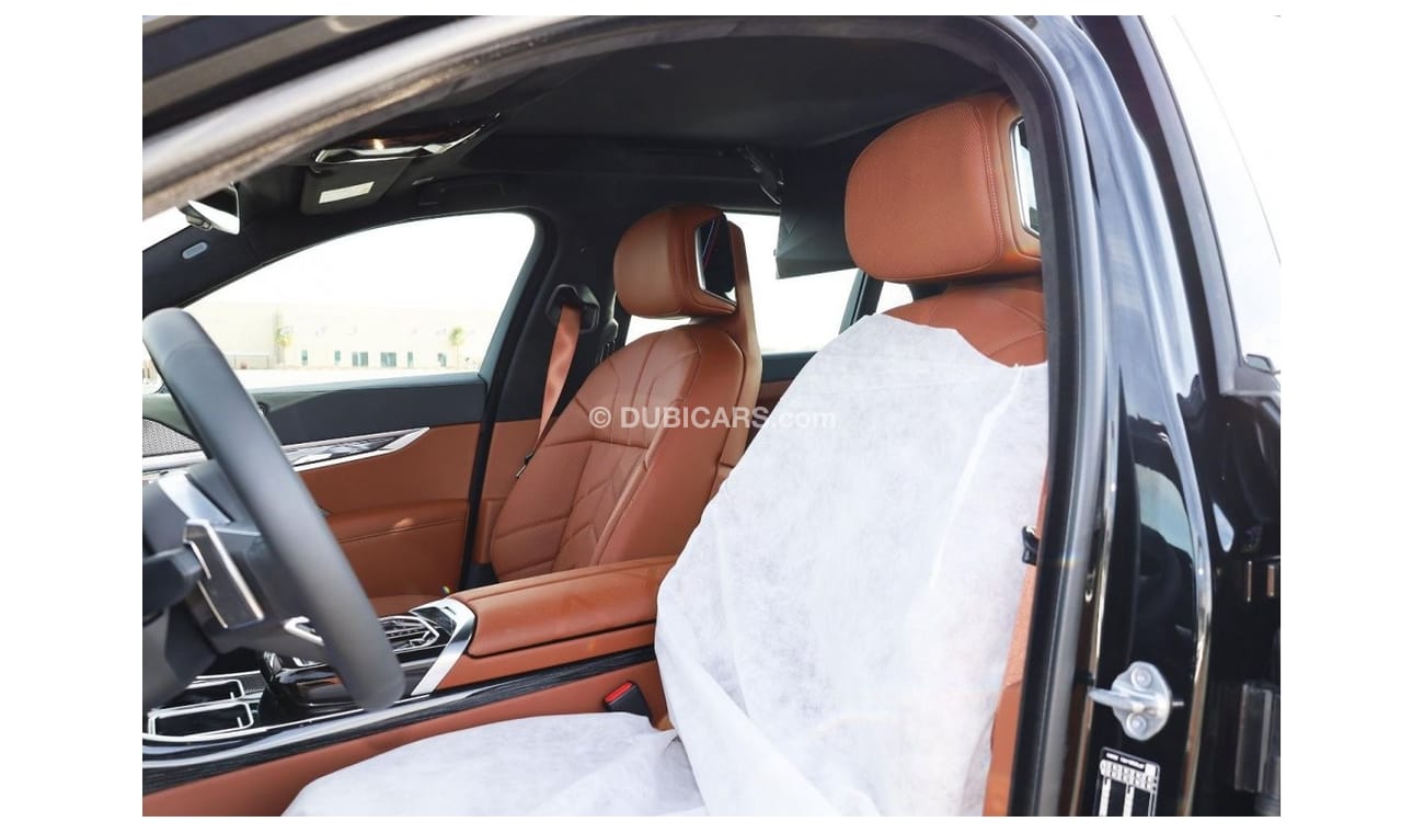 BMW 735 i 7-SERIES | M-PACKAGE | 5 Years Warranty and Service up to 100,000KM | GCC