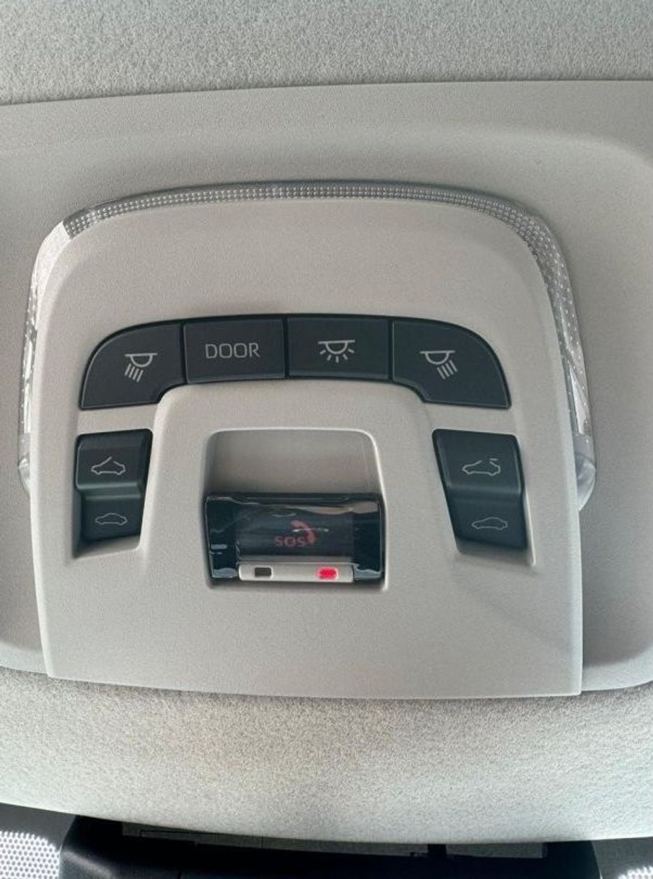 تويوتا كورولا 1.8 L hybrid  2024  Sunroof  Cross control  Audio control  China spec