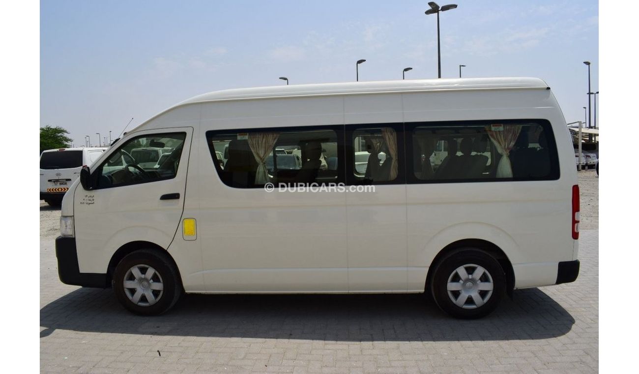 Toyota Hiace GL - High Roof LWB Toyota Hiace Highroof Bus GL 13 seater, Model:2017. Free of accident