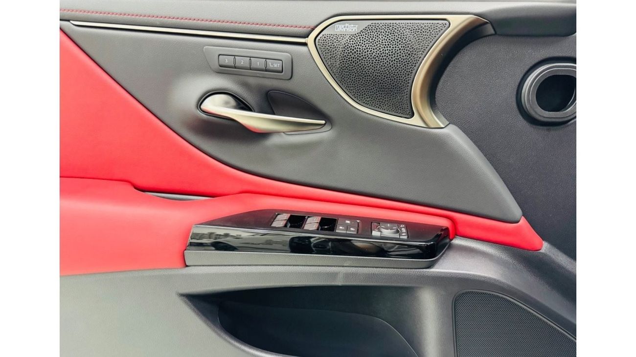 Lexus ES350 Brand New . GCC . Warranty .. Service .. F sport . Top Range