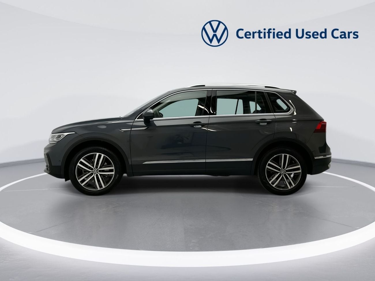 Volkswagen Tiguan Tiguan Elegance 2.0L (Ref#43379) / WAS 139,900 - NOW 127,900