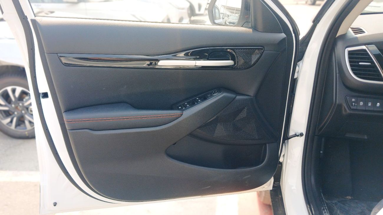 كيا سيلتوس Kia Seltos 1.5L Petrol Premium 2025YM