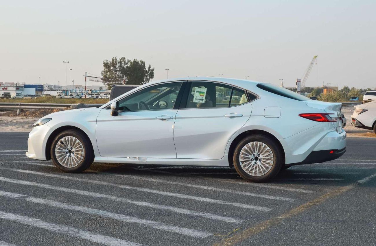 تويوتا كامري LE 2.5L FWD SEDAN 2026