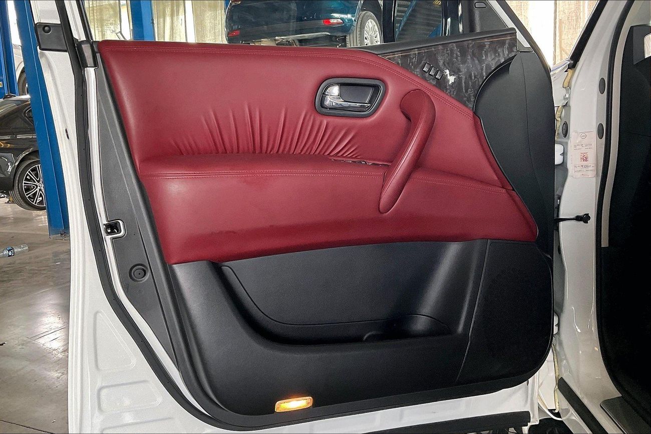 نيسان باترول SE Platinum City | شامل الضمان | 0 ﺪﻔﻋﺓ ﺃﻮﻟﻯ