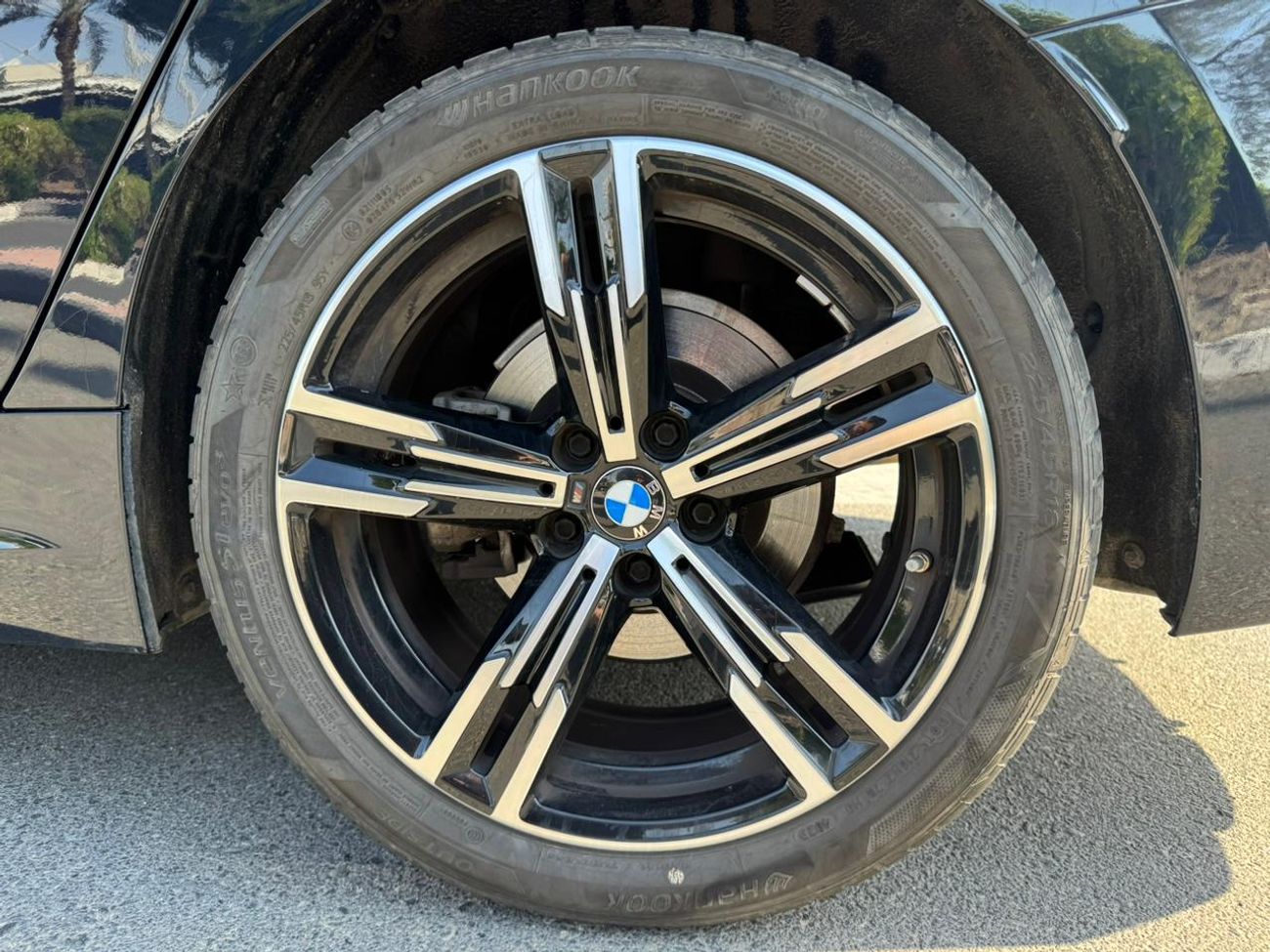 بي أم دبليو 325i