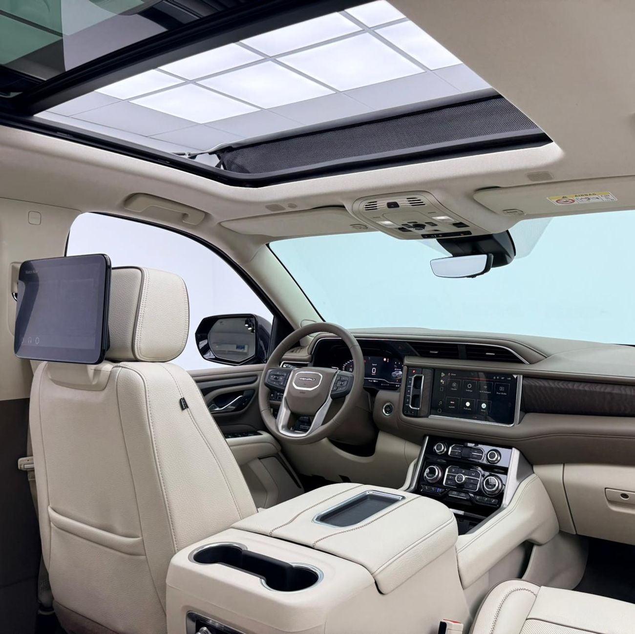 GMC Yukon 2024 GMC Yukon Denali, 2029 GMC Warranty + Service Pack, Full GMC Service History, Low Km, GCC