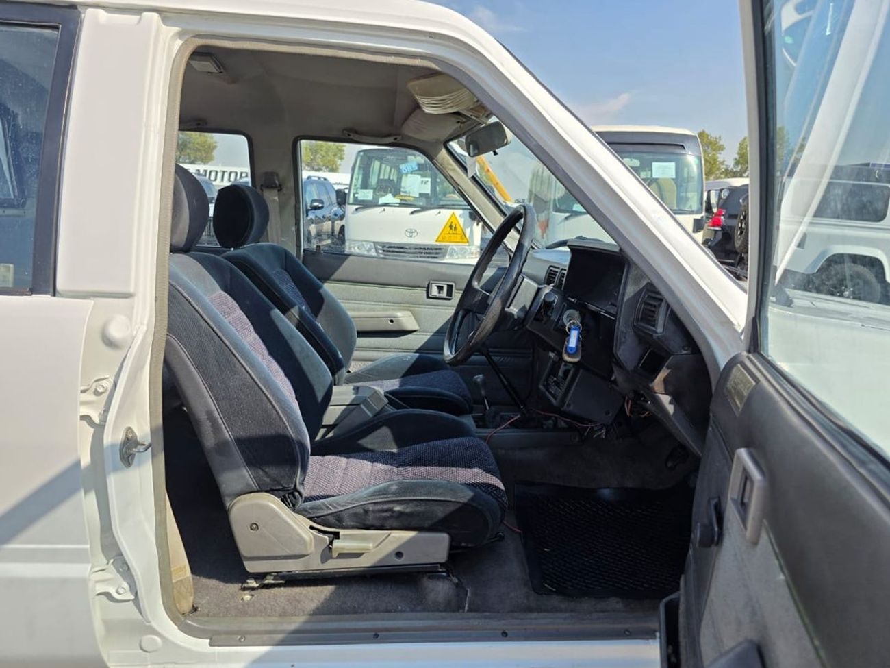 Toyota Hilux TOYOTA HILUX PICKUP RHD 1988 MODEL 2.4 L DIESEL MANUAL(PM76064)