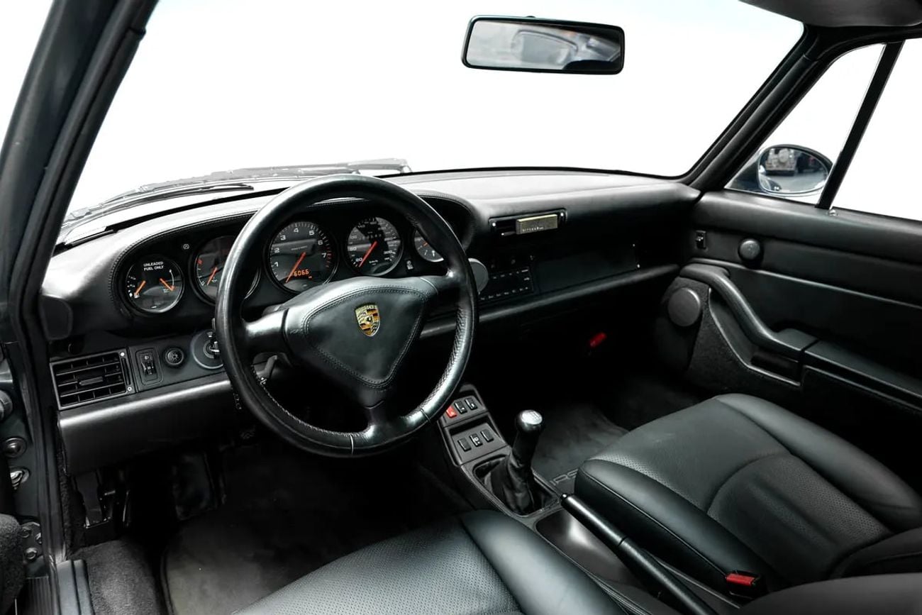Porsche 911 Turbo (993) - Classic Performance Icon