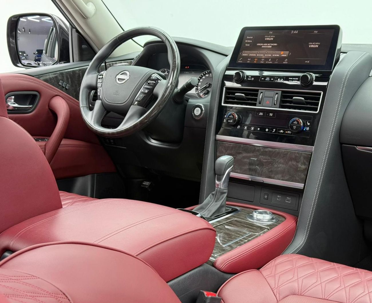 Nissan Patrol LE Platinum 5.6L 2024 Nissan Patrol LE Platinum, 2027 Nissan Warranty, Full Nissan Service History,