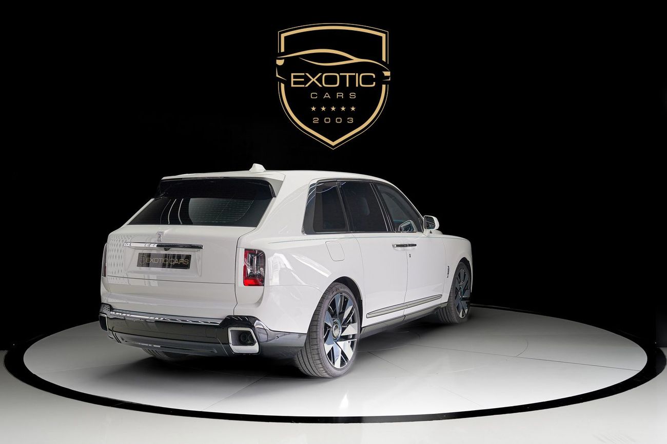 Rolls-Royce Cullinan SILVER BADGE