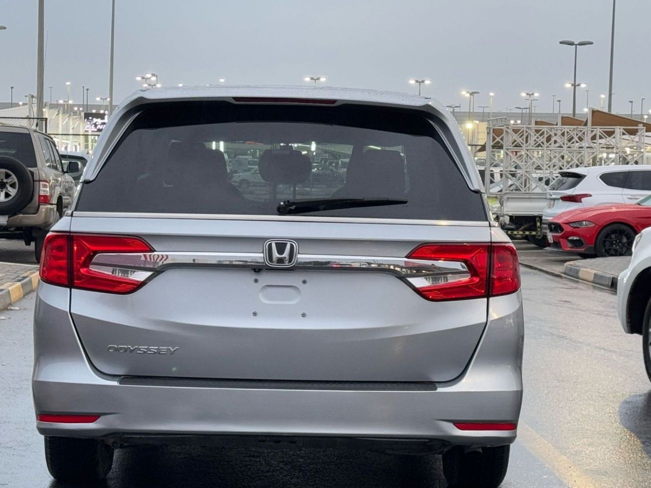 هوندا اوديسي J In excellent condition and requires no expense