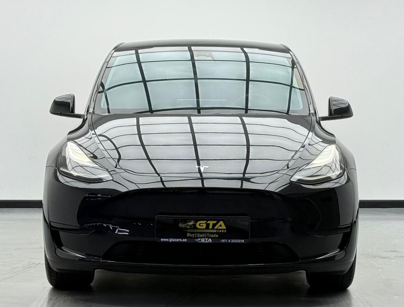 تسلا موديل Y Real-Wheel Drive 2024 Tesla Model Y, 2027 Tesla Warranty, 2031 Tesla Battery Warranty, Low Km, GCC