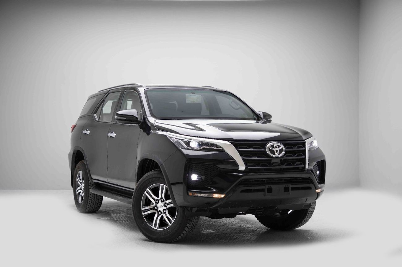 تويوتا فورتونر EXR 2.7L - Attitude Black Inside Sand Beige | Export