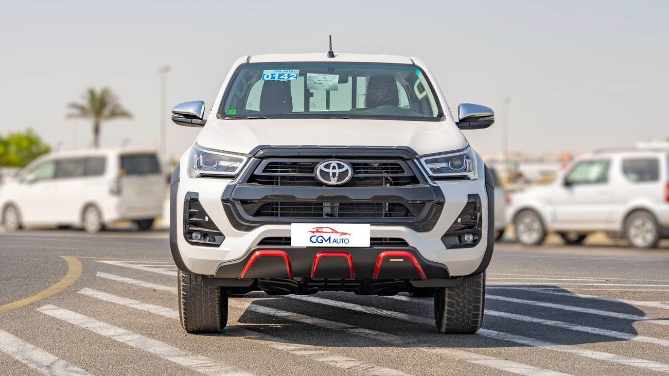 Toyota Hilux 2025 Toyota Hilux TRD SR5 4.0L petrol AT - GCC (Export price)