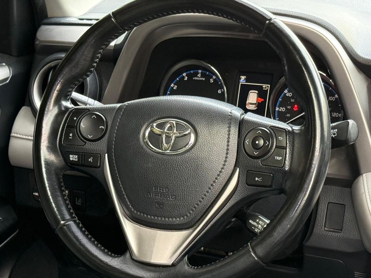 تويوتا راف ٤ Limited 2.5L