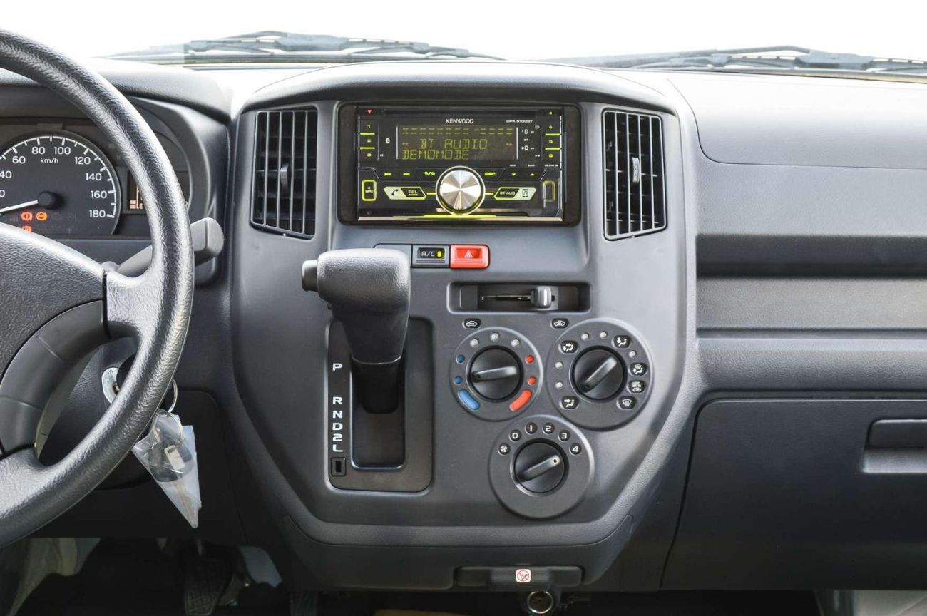 تويوتا لايت آيس TOYOTA LITE ACE 1.5L RWD 5DOOR 2025