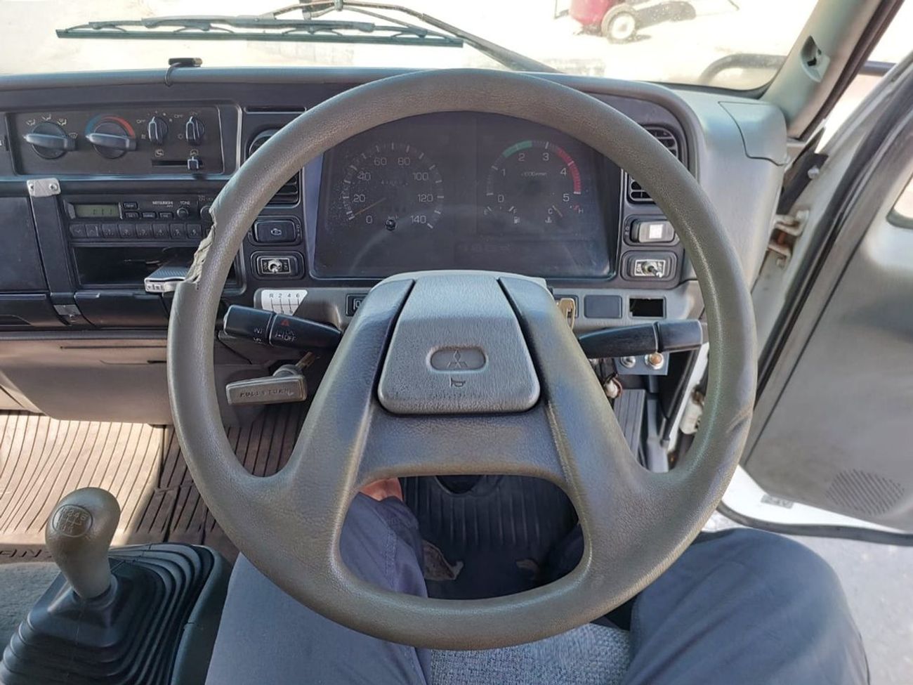 ميتسوبيشي فوسو كانتير MITSUBISHI CANTER TRUCK RHD 1995 MODEL 4.5 L DIESEL MANUAL(PM20240)