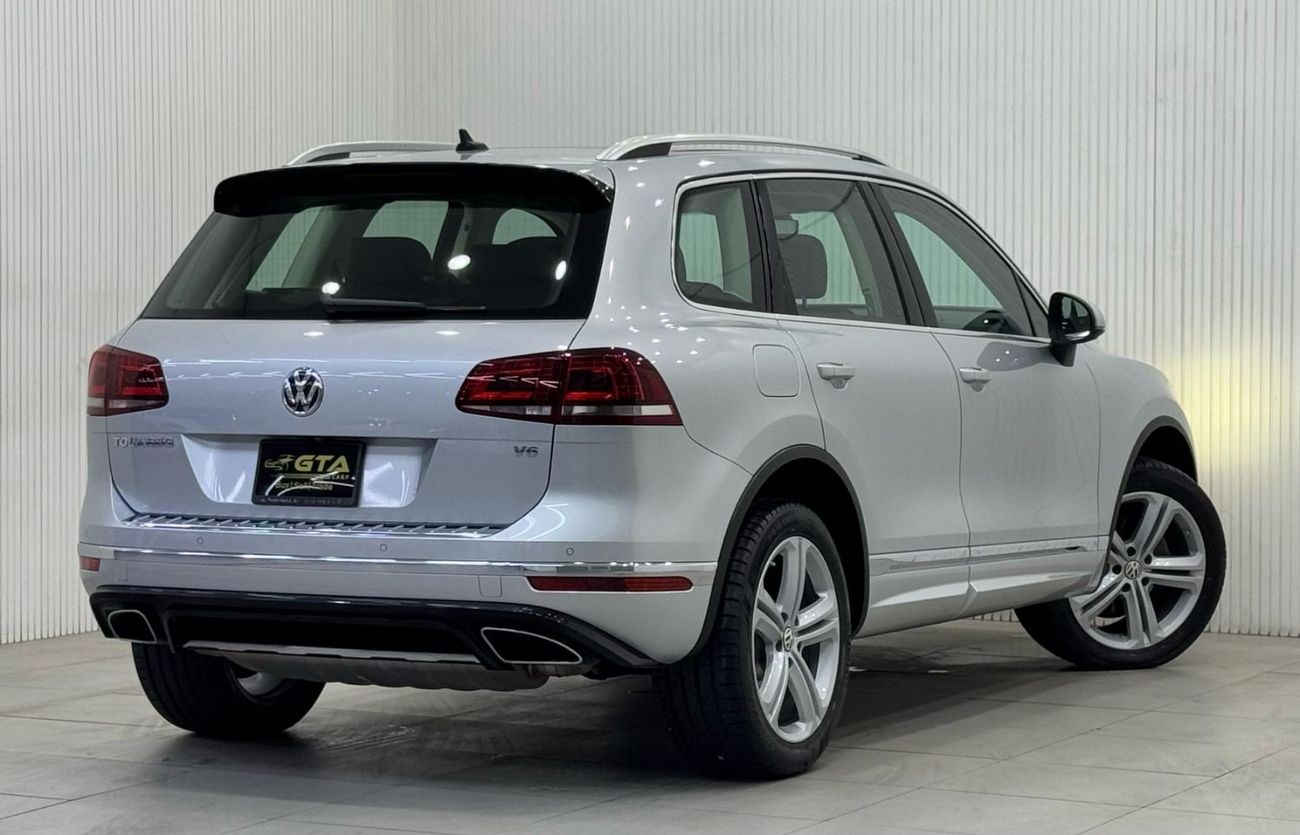 Volkswagen Touareg R-Line 3.0L 4WD 2018 Volkswagen Touareg R-Line, Warranty, Full Service History, Excellent Condition,