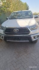 Toyota Hilux TOYOTA HILUX DC 2.4L DIESEL AT