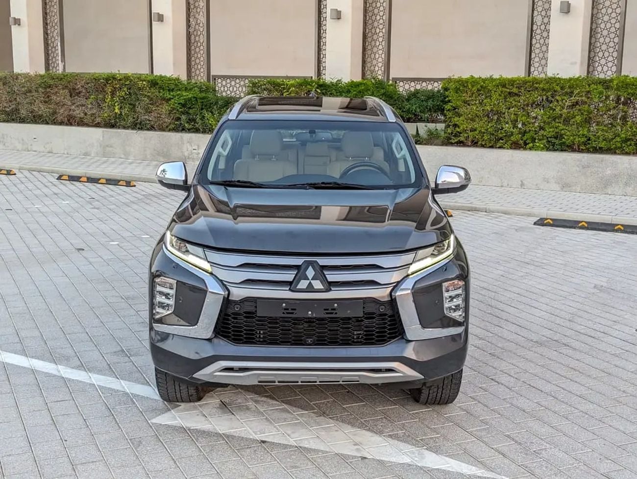 Mitsubishi Montero Sport GLS PREMIUM GLS TOP LINE FULL OPTION GCC IN EXCELLENT CONDITION