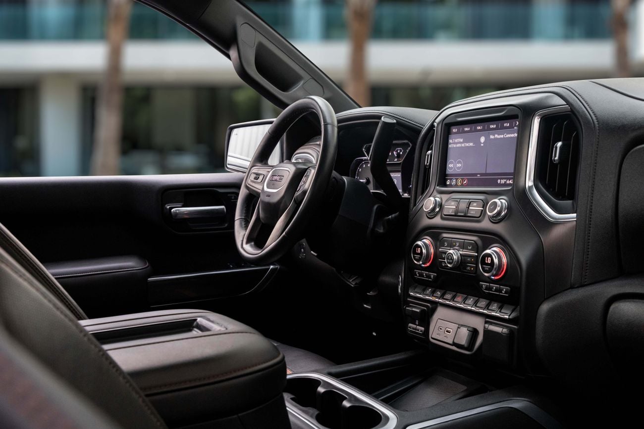 GMC Sierra 1500 REG/CAB AT4 | 2,155 P.M | 0% Downpayment | Upgraded!