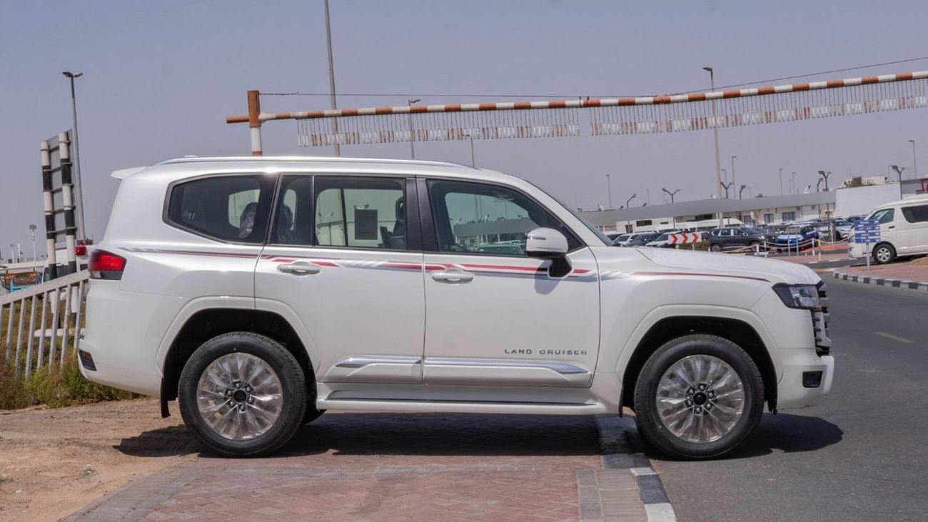 تويوتا لاند كروزر 2025 Toyota Land Cruiser 300 GXR 3.3L AT Diesel (White-Black)