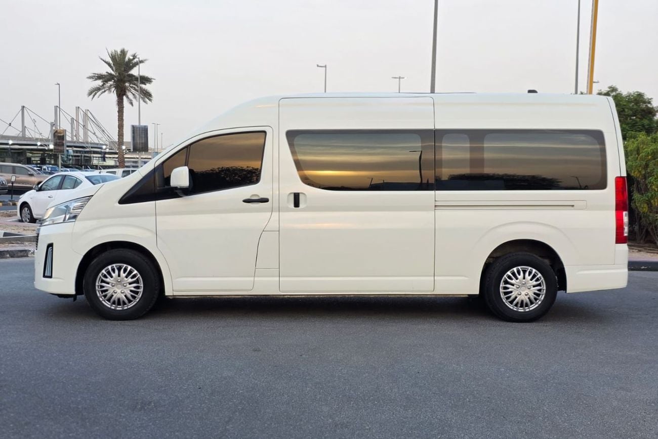 Toyota Hiace 2.8 Diesel Engine - 2WD - RHD