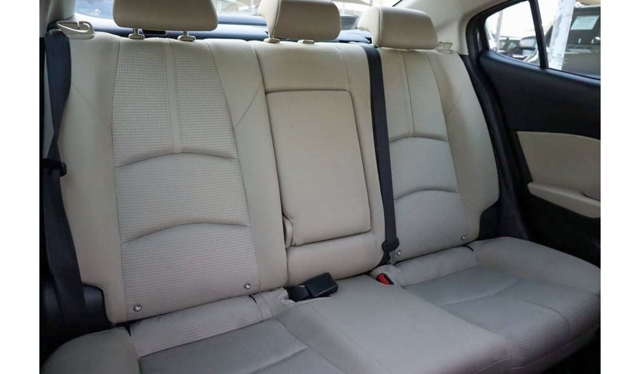 مازدا 3 Luxury Plus 2.0L MAZDA 3 FULL OPTION/ GCC / 2017 / First Owner