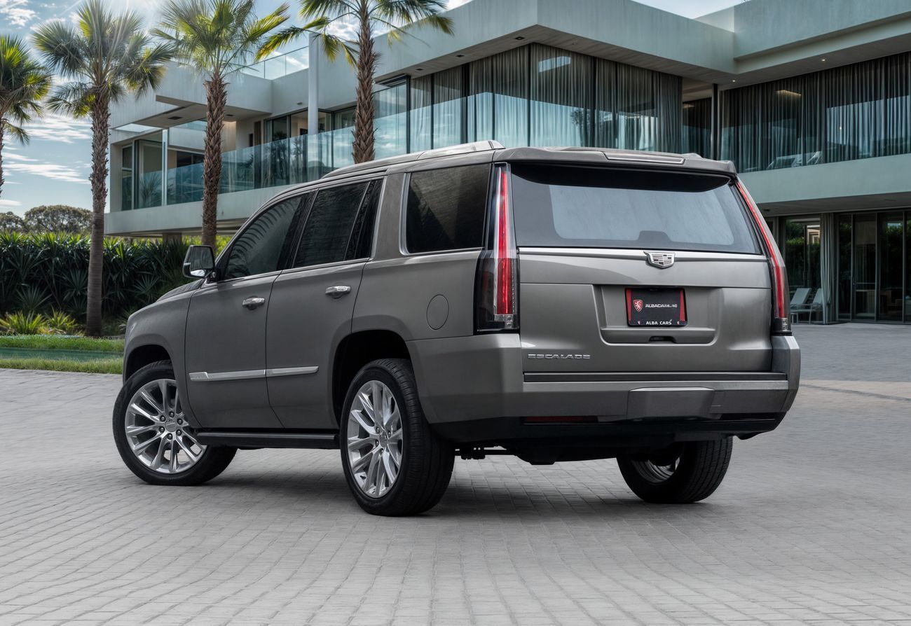Cadillac Escalade Escalade Platinum | 2,419 P.M | 0% Downpayment | Adaptive Cruise!
