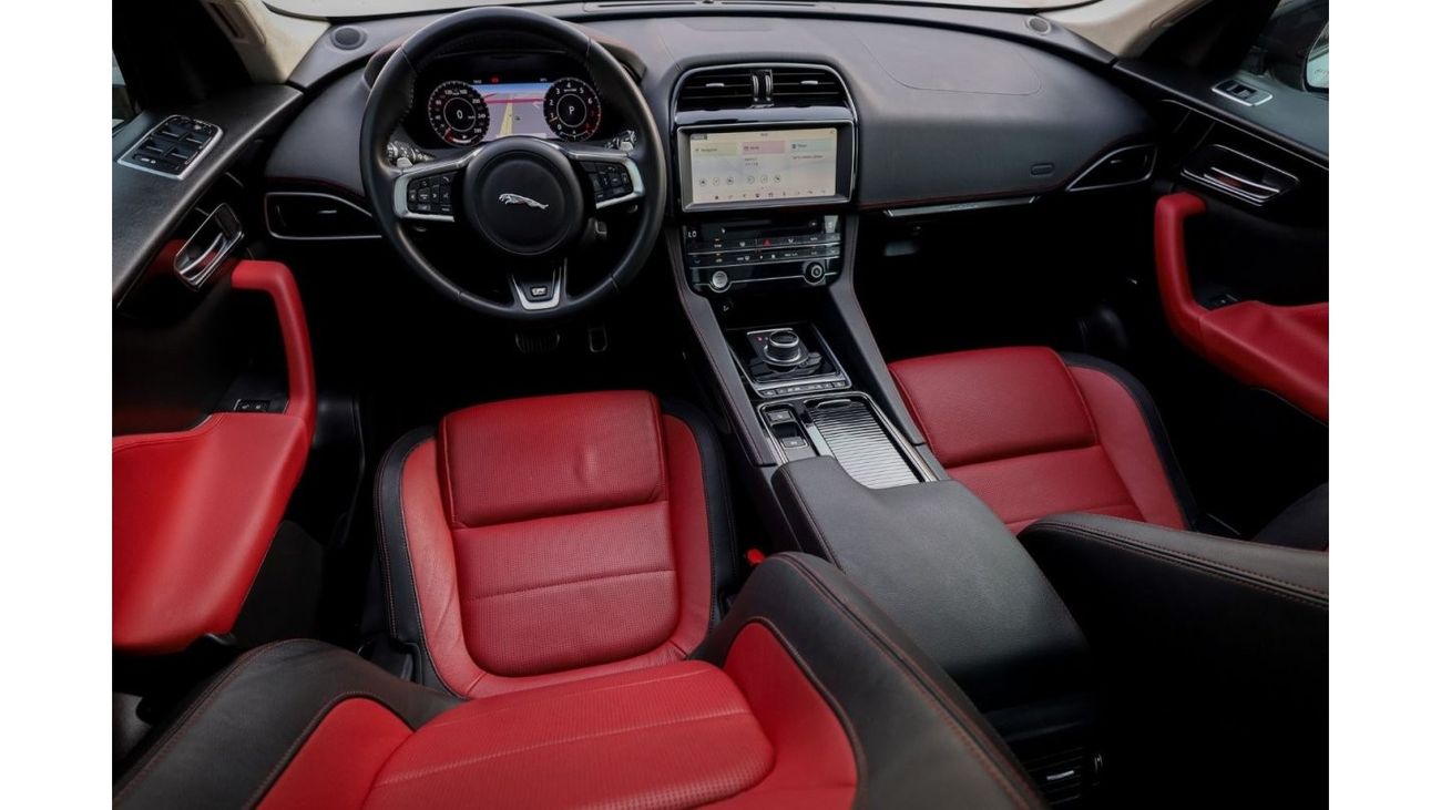 Jaguar F Pace Jaguar F-Pace R-Sport 2019 GCC under Agency Warranty and Service Contract with Flexible Down-Payment