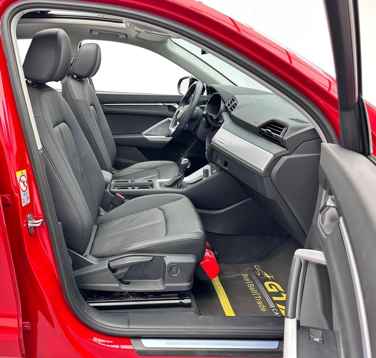 أودي Q3 2024 Audi Q3 35TFSI, Sep 2028 Audi Warranty + Service Contract, Audi Full Service History, GCC