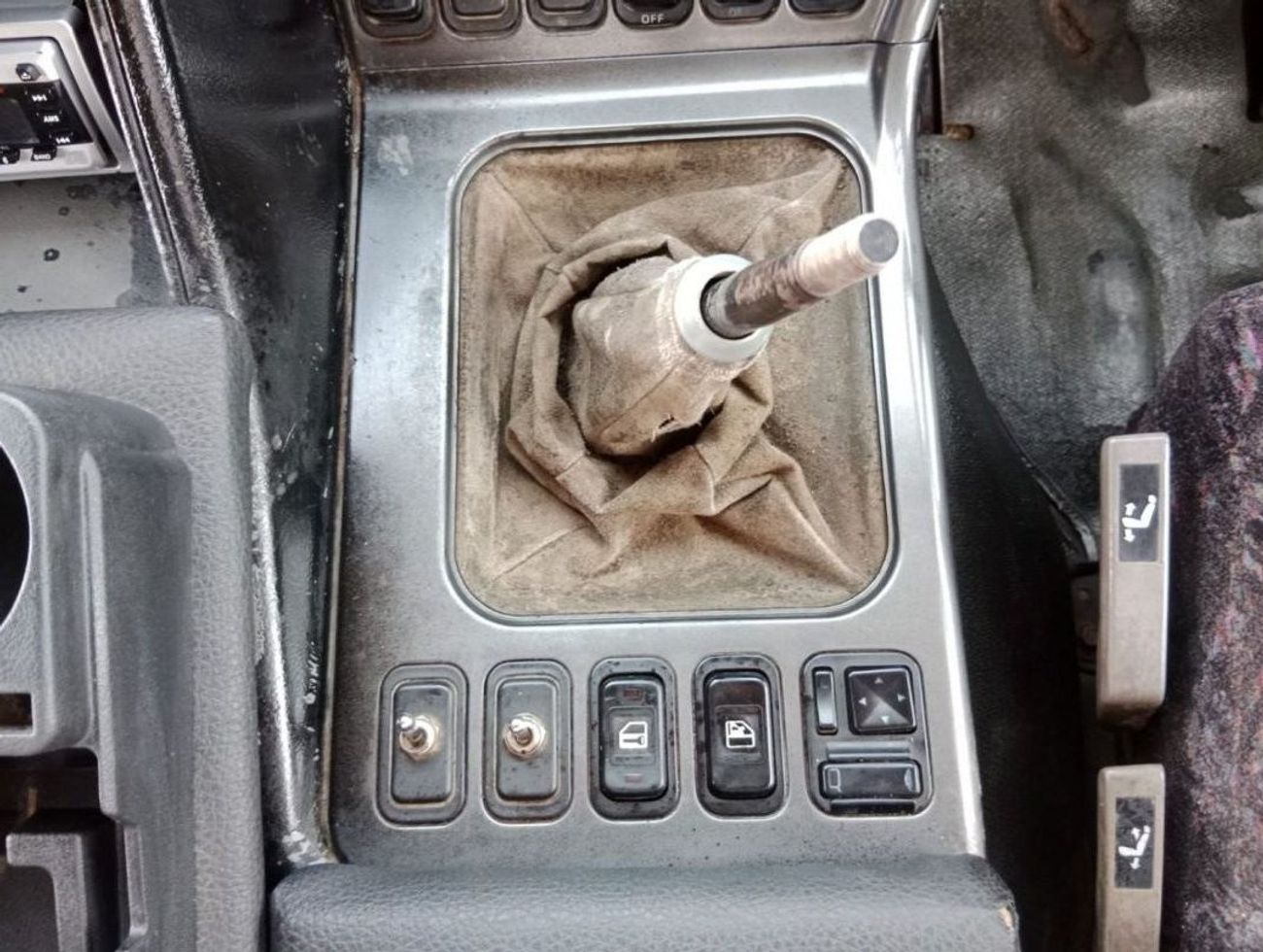 Mitsubishi Supergreat MITSUBISHI SUPER GREAT DUMPER RIGHT HAND DRIVE(PM60038)