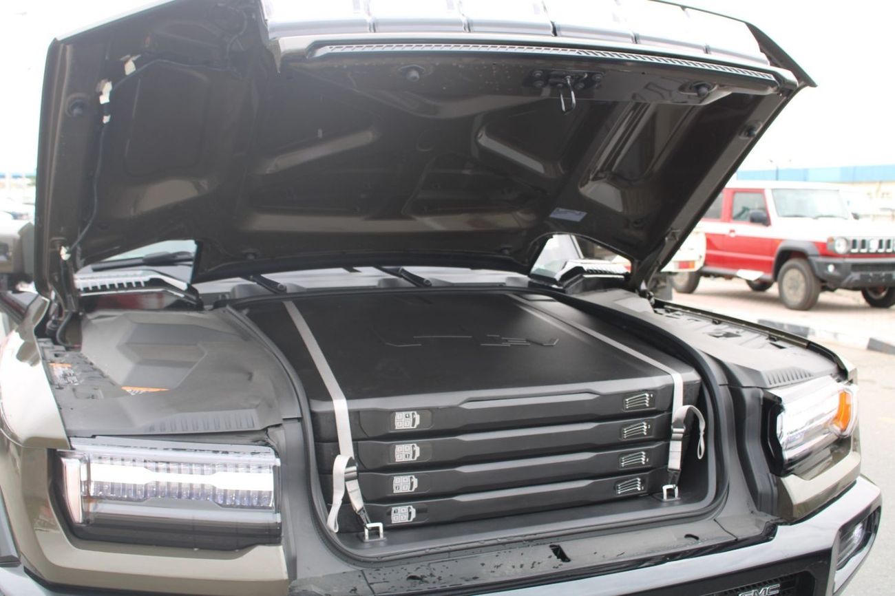 GMC Hummer EV SUV