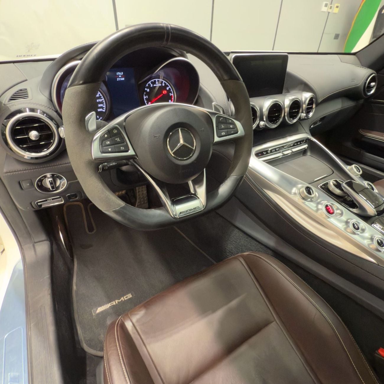 Mercedes-Benz AMG GT S Japan Specs | No Accidents | Low Mileage
