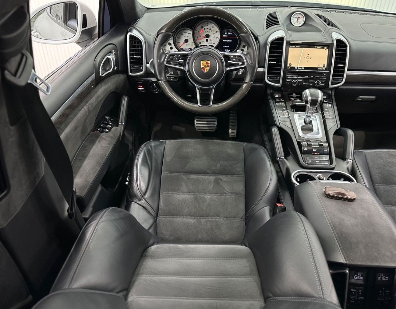 Porsche Cayenne 2016 Porsche Cayenne GTS, One Year Unlimited KM Warranty, Agency Service History, GCC