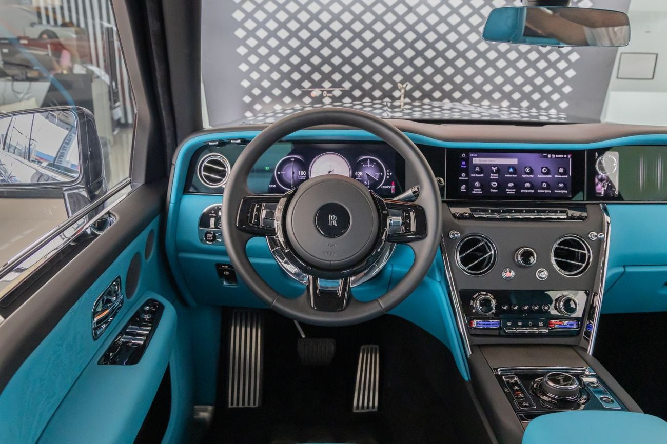 Rolls Royce Cullinan ROLLS-ROYCE CULLINAN | WARRANTY AVAILABLE PITSTOP 360AGMC | SILVER BADGE | BESPOKE TURQUOISE LEATHER