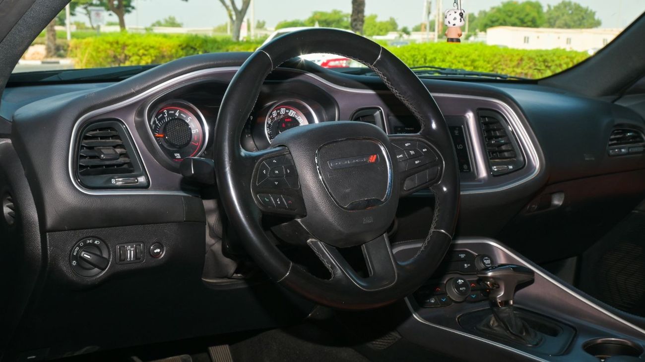 Dodge Challenger SXT Blackline 3.6L Dodge Challenger Demon Kit | Low Milage | Perfect Condition 2020