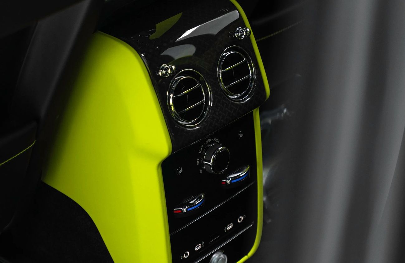 Rolls-Royce Cullinan 6.75L V12 Twin-Turbocharged Engine